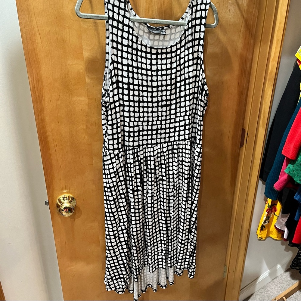 Apt. 9 Women’s Plus Size 1X Black & White High Low A-Line Sleeveless Dress